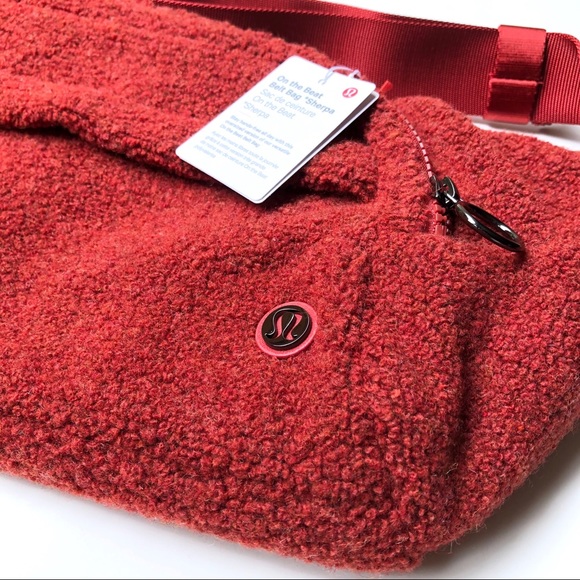 Lululemon On the Beat Belt Bag Sherpa Fanny Pack - Picture 9 of 11